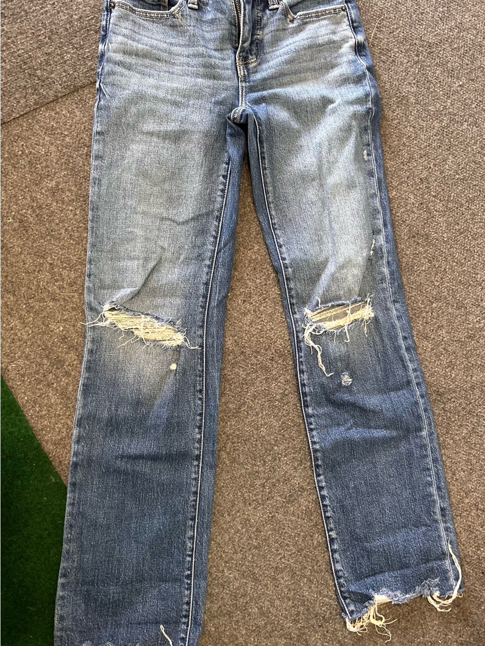 BKE Women's Light Blue Straight Jeans with Distressed Knees